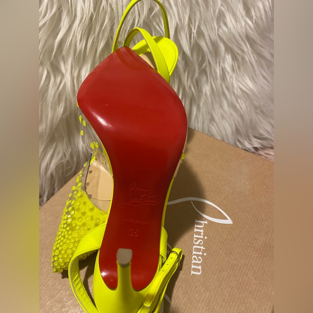 Lime green, never worn christian louboutins.